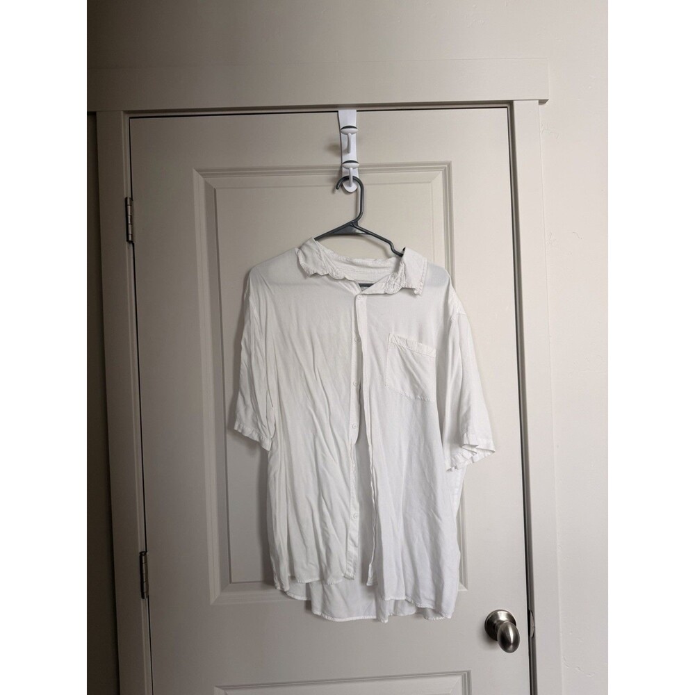 CottonOn men’s 2XL short sleeve white viscose button up shirt